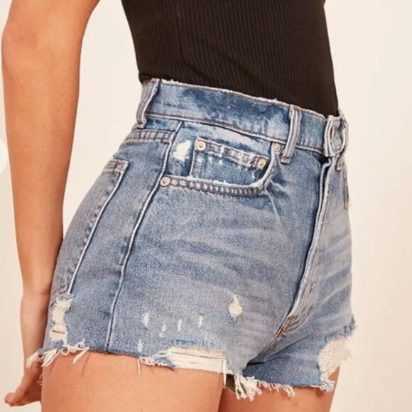 Reformation Dixie High Rise Jean Shorts in Bali – Size 26 - Picture 14 of 14